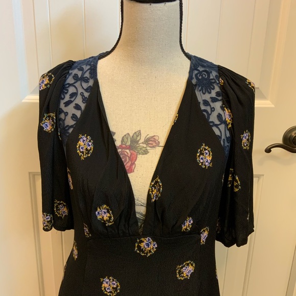 NWT Free People Mockingbird mini lace inset sz 6 - Picture 5 of 7